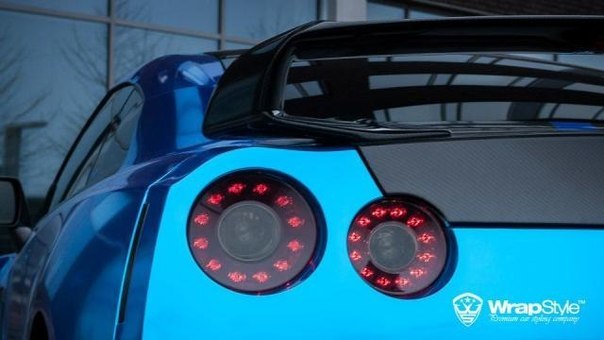 Nissan GTR blue chrome