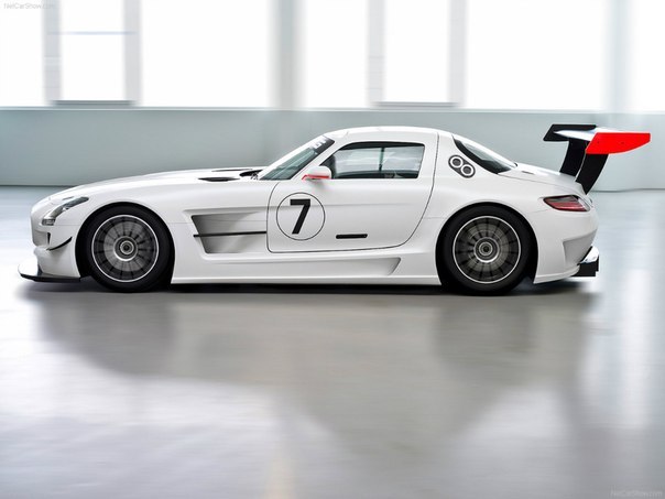 Mercedes_Benz_SLS_AMG_GT3