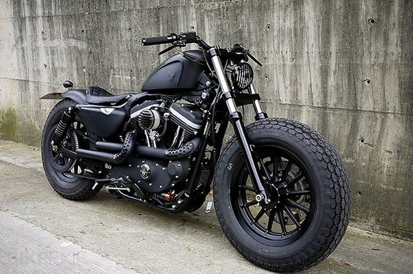 Harley-Davidson Sportster 883 Becomes Iron Guerrilla