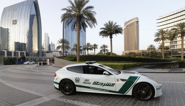 Фото подборка полиции Дубая