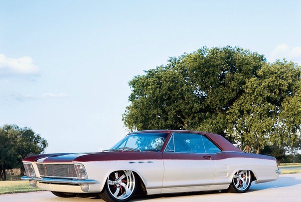 1965 Buick Riviera custom rod