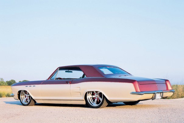 1965 Buick Riviera custom rod