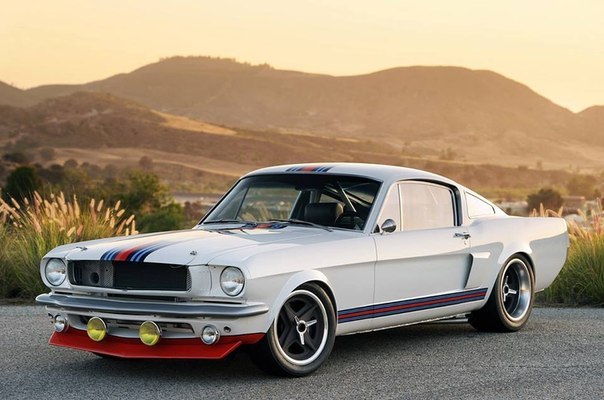 1966 Ford Mustang T-5R