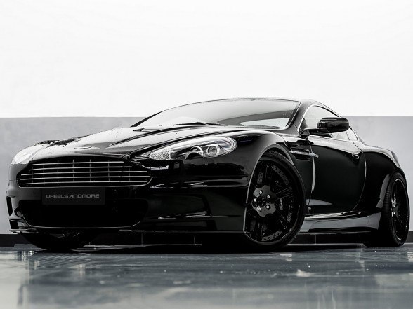 Aston Martin DBS Carbon Edition V12