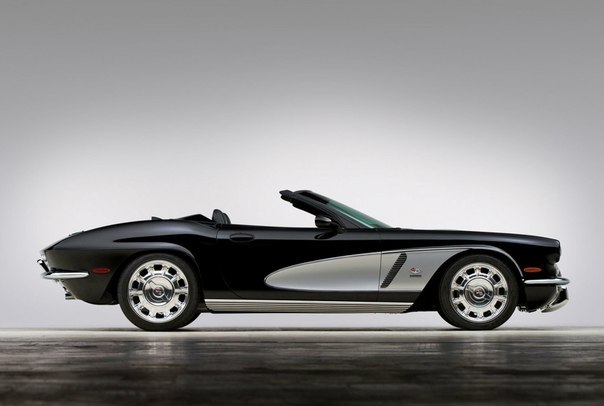 2001 CRC-62R Corvette Reflection by Classic Heritage Coachworks