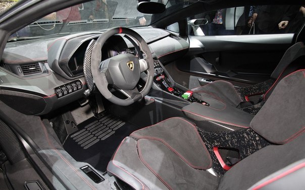 Lamborghini Veneno - Выпустили всего 3 шт. цена 3 900 000 $