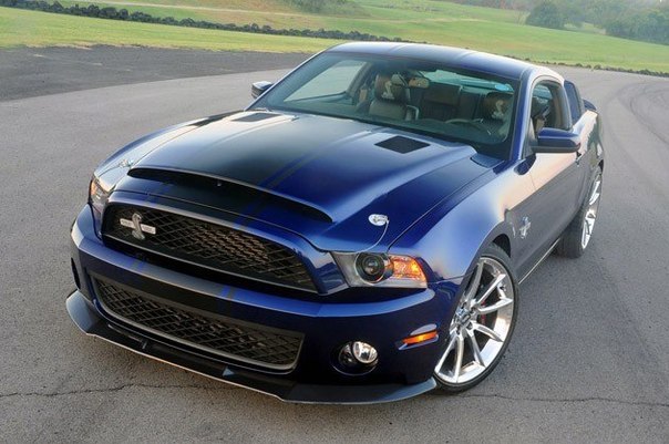 Ford Shelby GT500 super snake