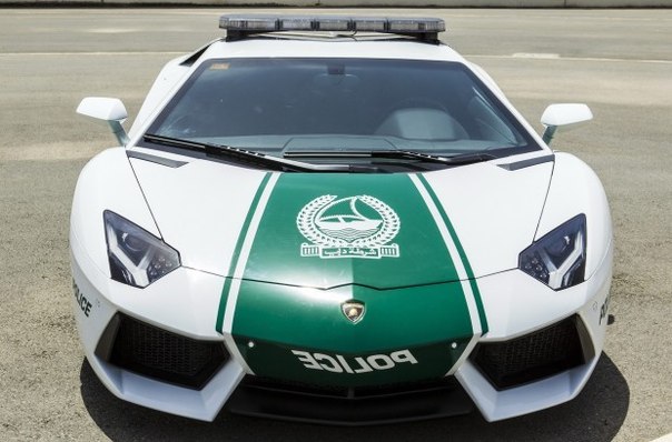 Полицию Дубая пересадят на Lamborghini