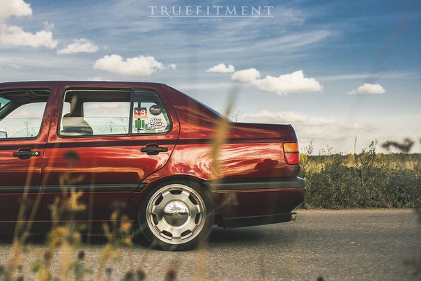 VW Vento "The Color Of Cherries", 1993
