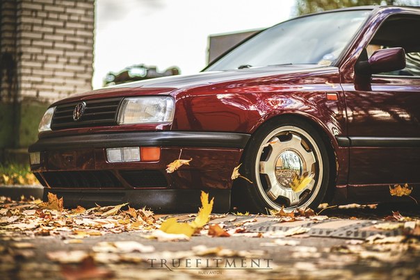 VW Vento "The Color Of Cherries", 1993