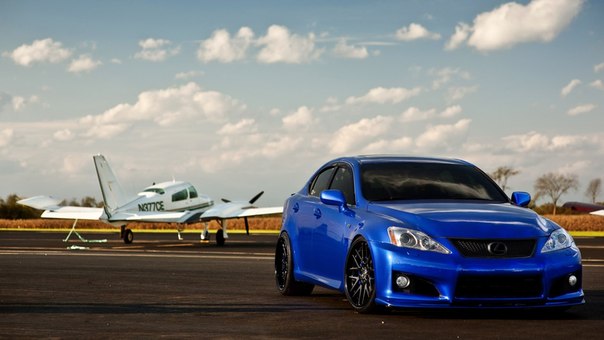 Lexus IS-F Blue