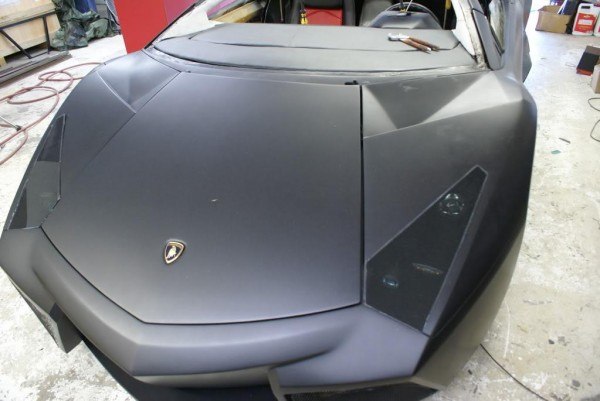 Очень удачная копия Lamborghini Reventon Roadster