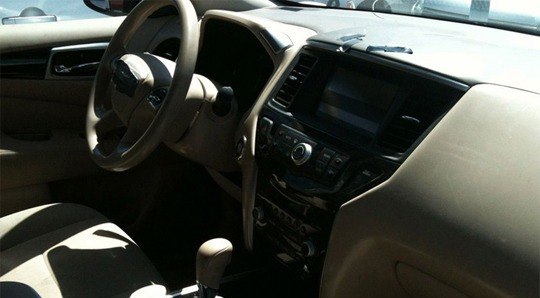 В Сети появились первые фото серийного Nissan Pathfinder 2013 