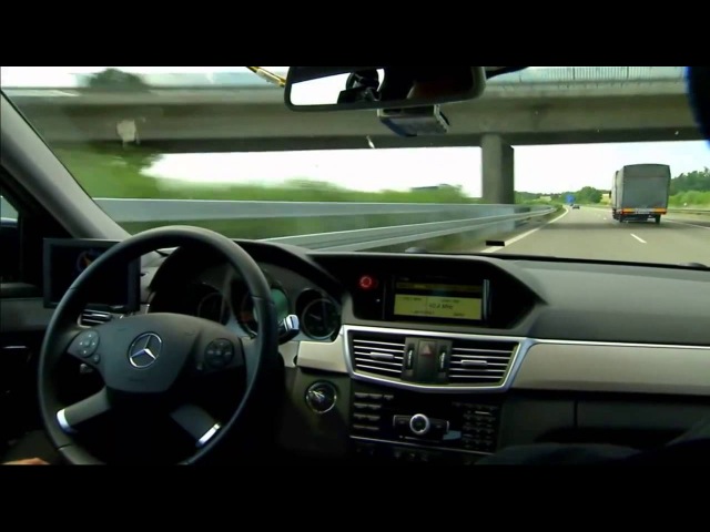 Система автоматического управления от Mercedes в действии!!