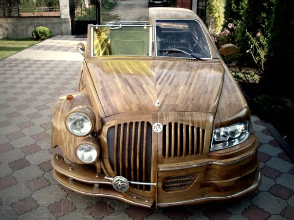 Автоконструктор из Украины г Черновцы, создал уникальный автомобиль из дерева
