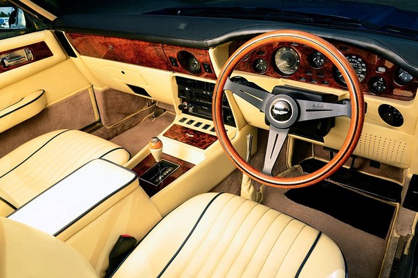 Aston Martin V8 Coupe, 1989 