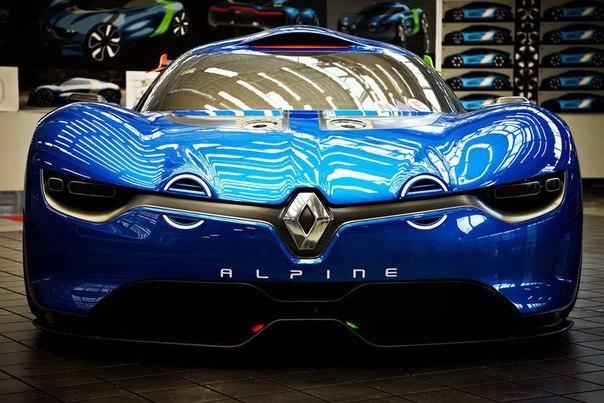Renault Alpine A110-50 – стильный спорткар Рено в честь 50-летия Алпайн