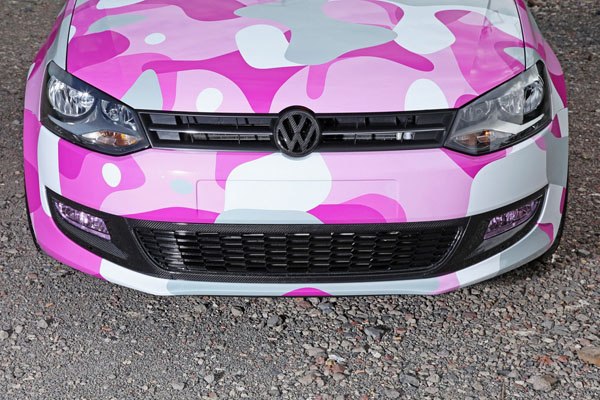 Гламур в военном стиле: Volkswagen цвета «розовый хаки»