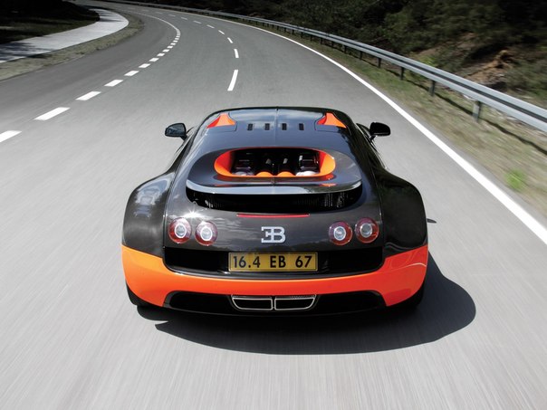 Интересные факты про Bugatti Veyron: