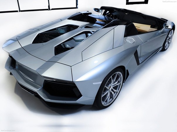 Lamborghini Aventador LP700-4 Roadster (2014)