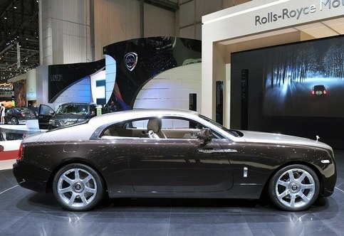 Rolls-Royce похвастался самым быстрым автомобилем