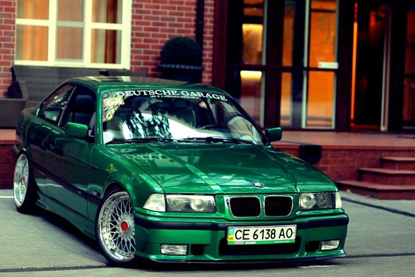 На просторах Украины в городе Киеве, обитает очень красивая BMW 3 series Coupe Lowly_Green