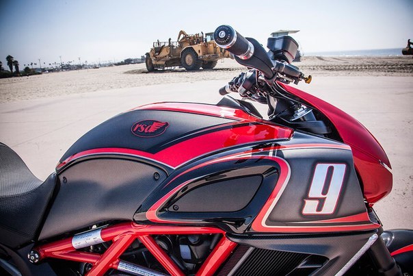Ducati Diavel KH9 by Roland Sands