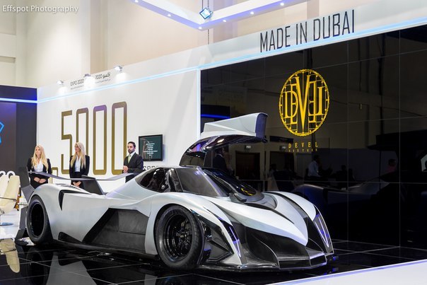 Dubai Motor Show: Devel Sixteen!