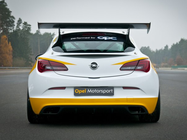 Opel Astra OPC Cup (J), 2013