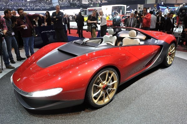 Уникальный Ferrari без лобового стекла станет серийным автомобилем!