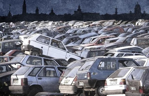 Дворы Петербурга превращаются в стихийные стоянки автохлама