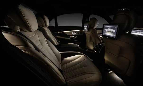 Новый Mercedes-Benz S-class и 156 кнопок управления