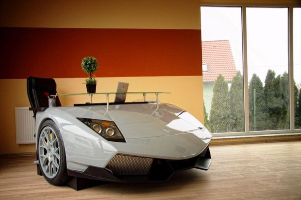 Офисный стол Lamborghini