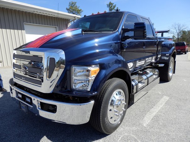 Ford F-650.