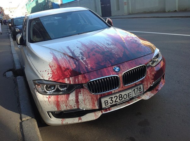 Кровавая BMW