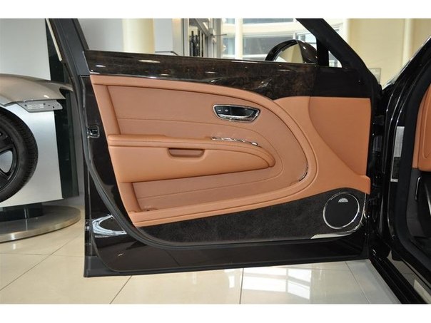 Bentley Mulsanne (V8 Twin Turbo 6.75L, 512 л.с.)