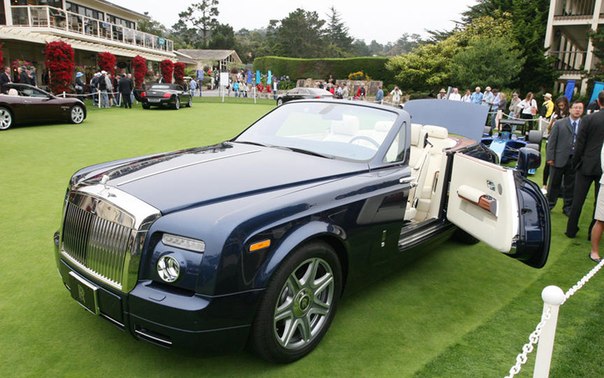 Rolls-Royce Phantom Drophead Coupe 
