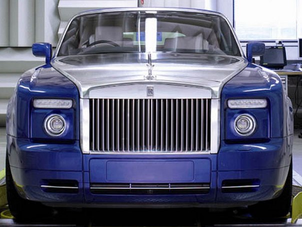 Rolls-Royce Phantom Drophead Coupe 