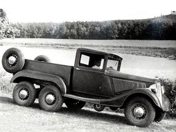 ГАЗ-21 Опытный (1936) – опытный трёхосный внедорожник
