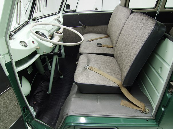 Volkswagen T1 Deluxe Bus '1963-67