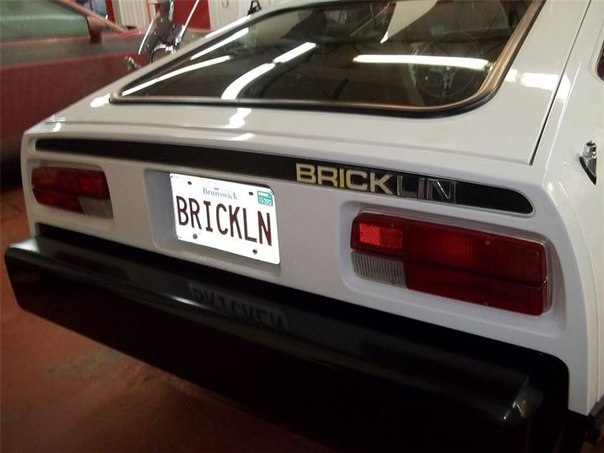 1974 Bricklin SV-1 (всего 155 автомобилей в мире)