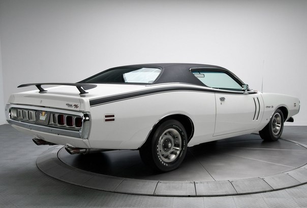 1971 Dodge Charger R/T 440 Magnum Six Pack