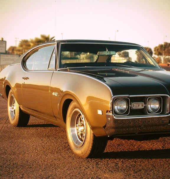 Oldsmobile 442 Holiday Coupe '1968