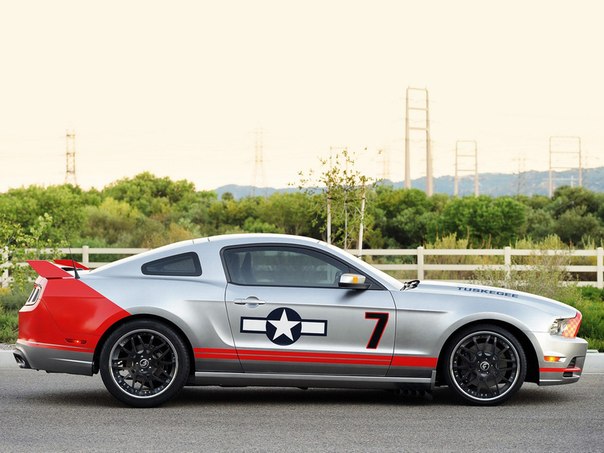 Ford Red Tails Edition Mustang GT