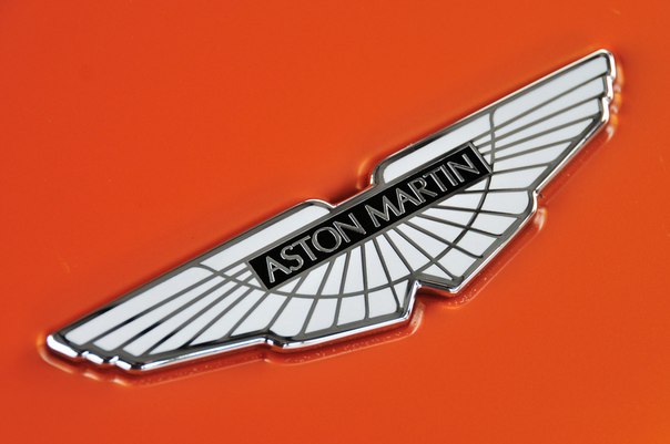 Aston Martin Vanquish, 2014