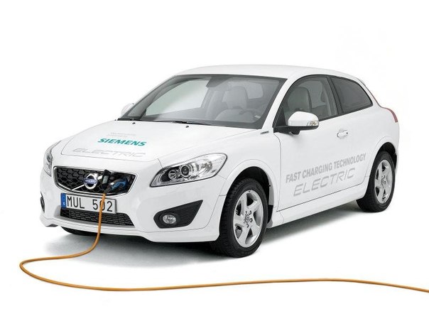 Volvo объявила о планах обновить электрокар C30