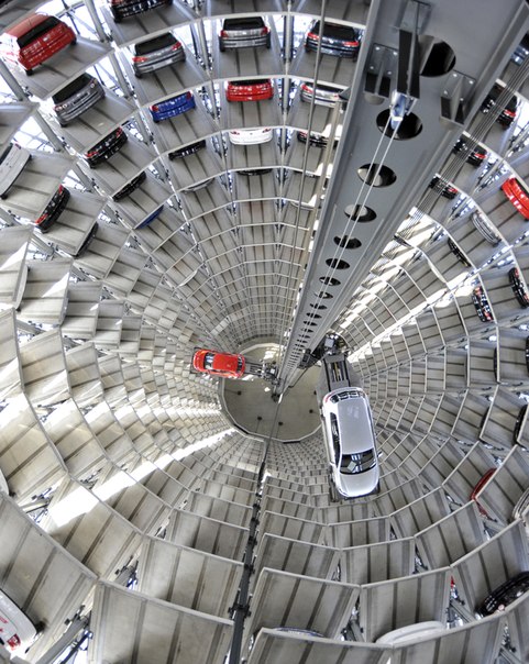 Автомобильные башни-парковки в Германии 2013