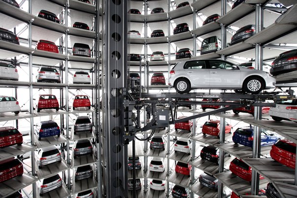 Автомобильные башни-парковки в Германии 2013