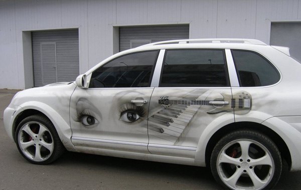 Представляем Вашему вниманию автомобили, которые выступили холстом для художников и просто творческих личностей