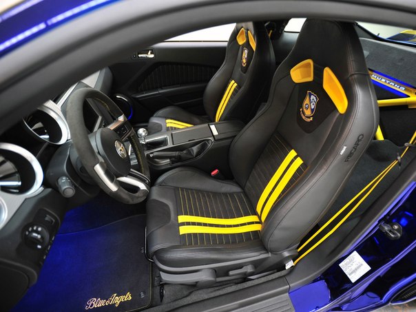 Mustang GT "Blue Angels", 2011